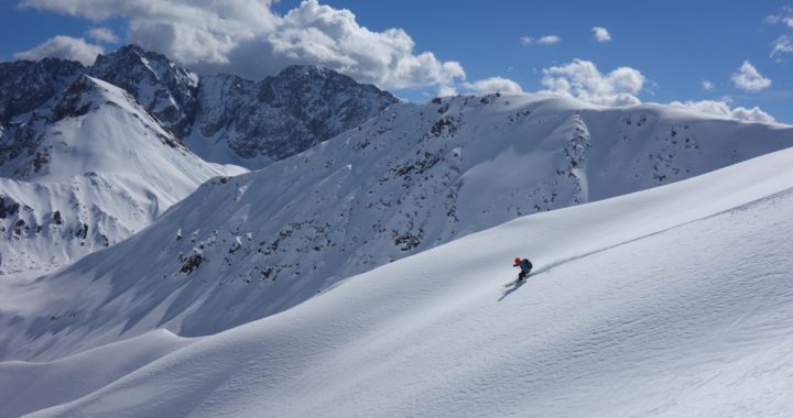 Namloser Wetterspitze, Ausgezeichnetes, unverspurtes Freeridegelände...