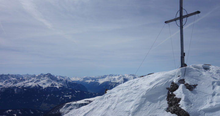 Klasse Aussicht nach Süden am Gipfel des Wannig.